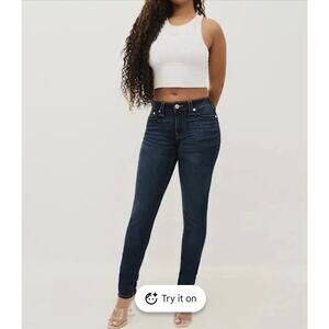 True Religion Dark Blue Mid Rise Halle Super Skinny Women’s Jeans Sz 32 Super T